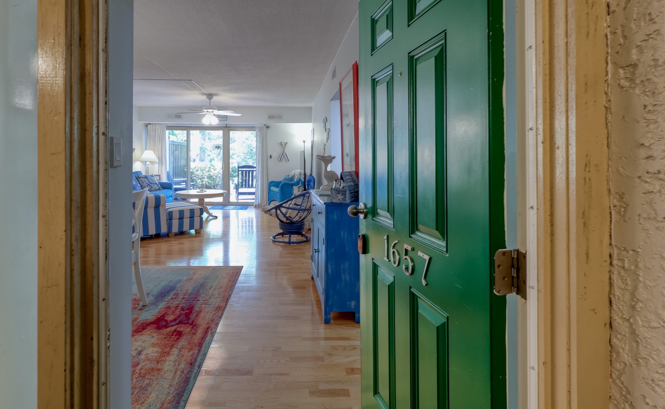 Welcome to 1657 Bluff Villas