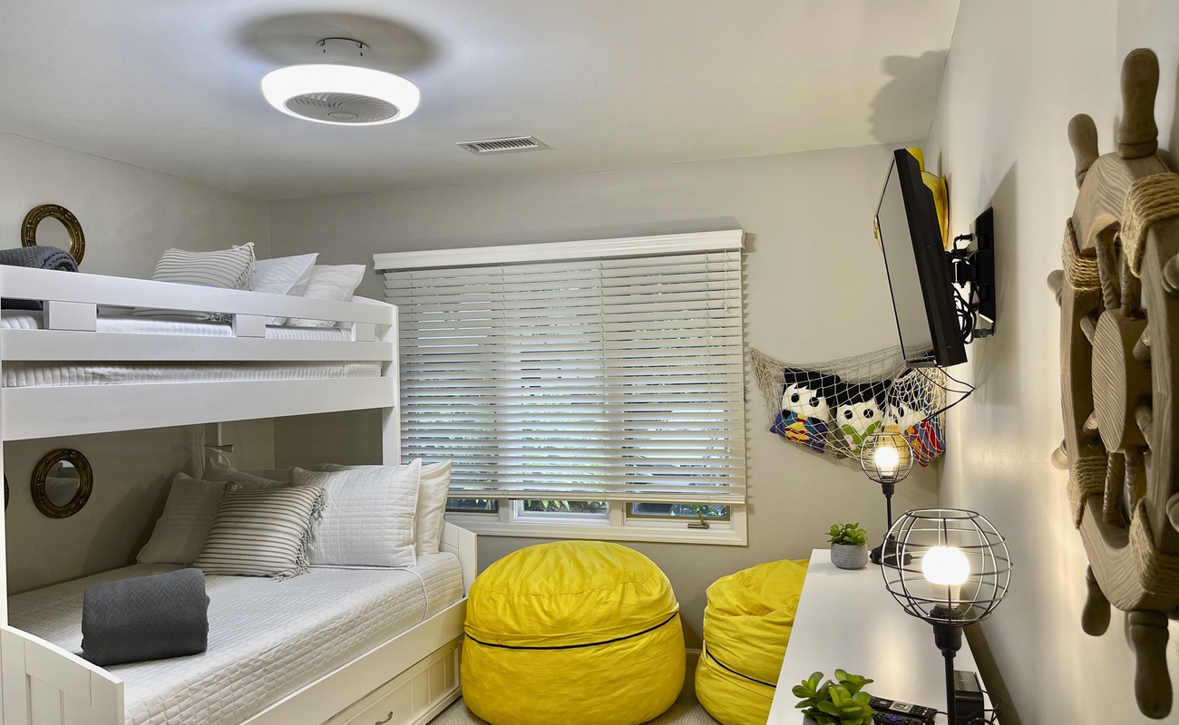 *Yellow Submarine* Twin and Full Bunk Guest Room