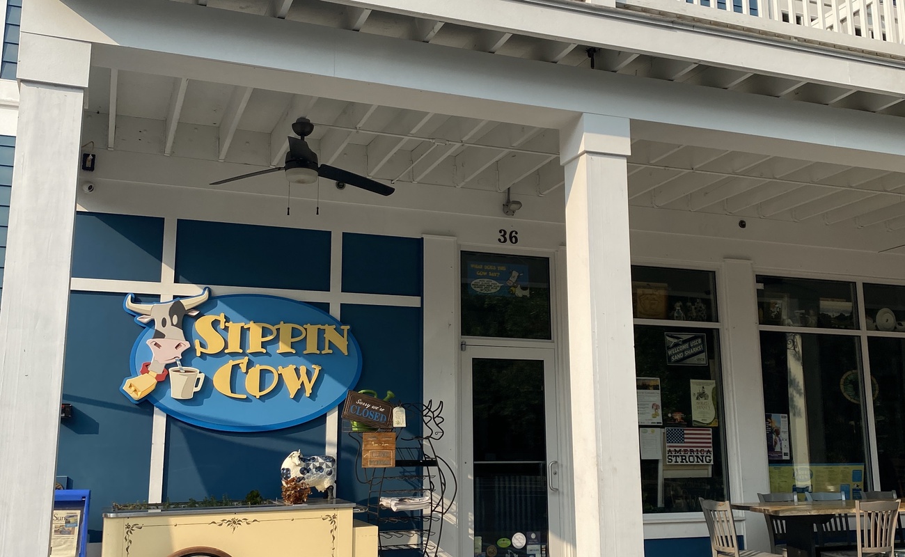 Restaurants within Walking Distance