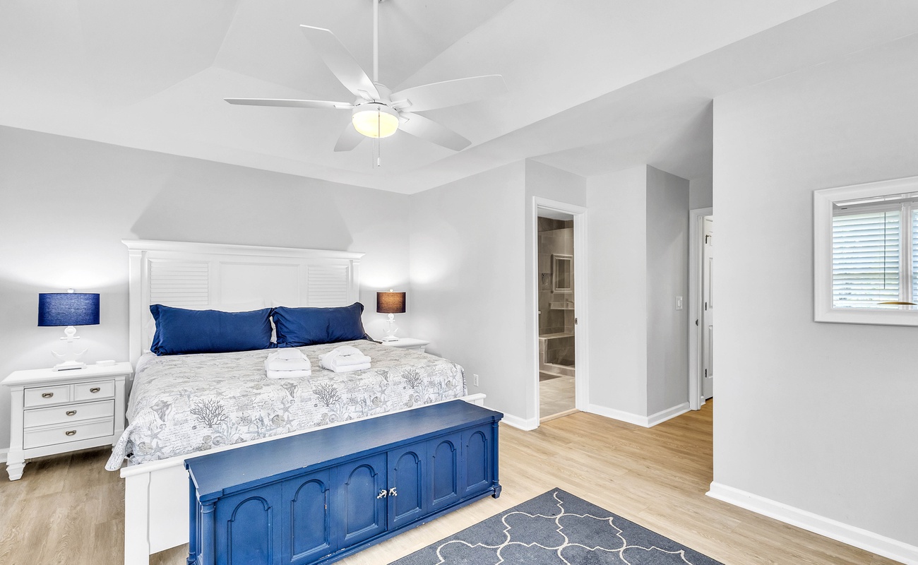 Primary Bedroom with King Bed and En-Suite Bathroom