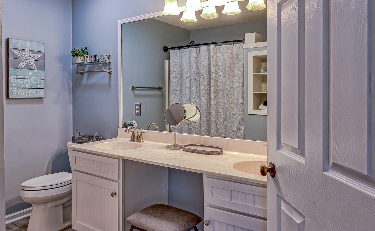 2nd Floor Primary En-Suite