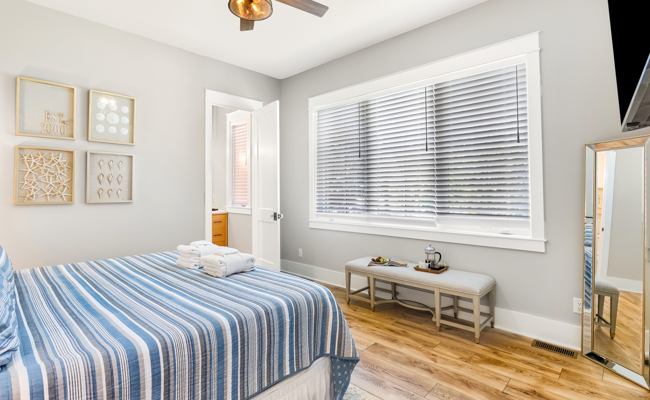 Guest Bedroom on Second Floor with King Bed and En-Suite Bathroom