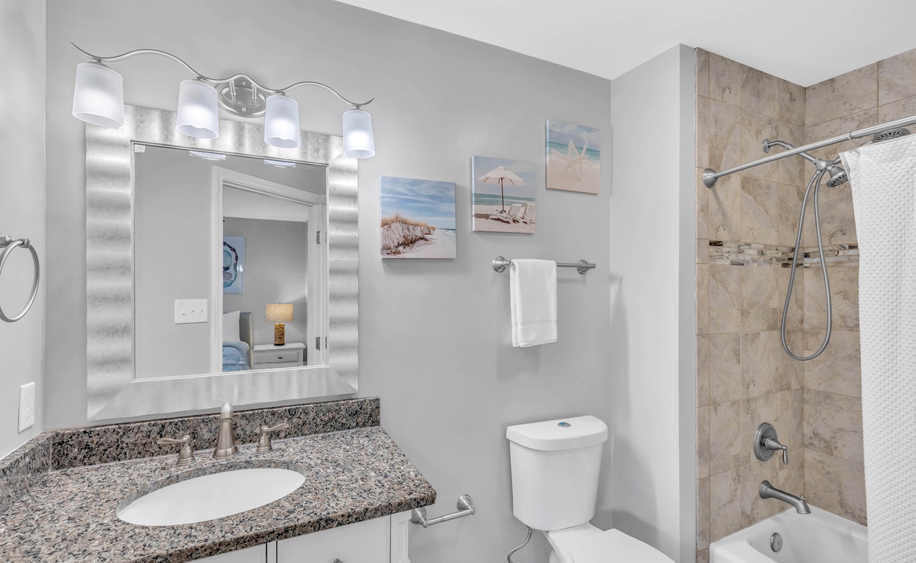 Guest En-Suite Bathroom