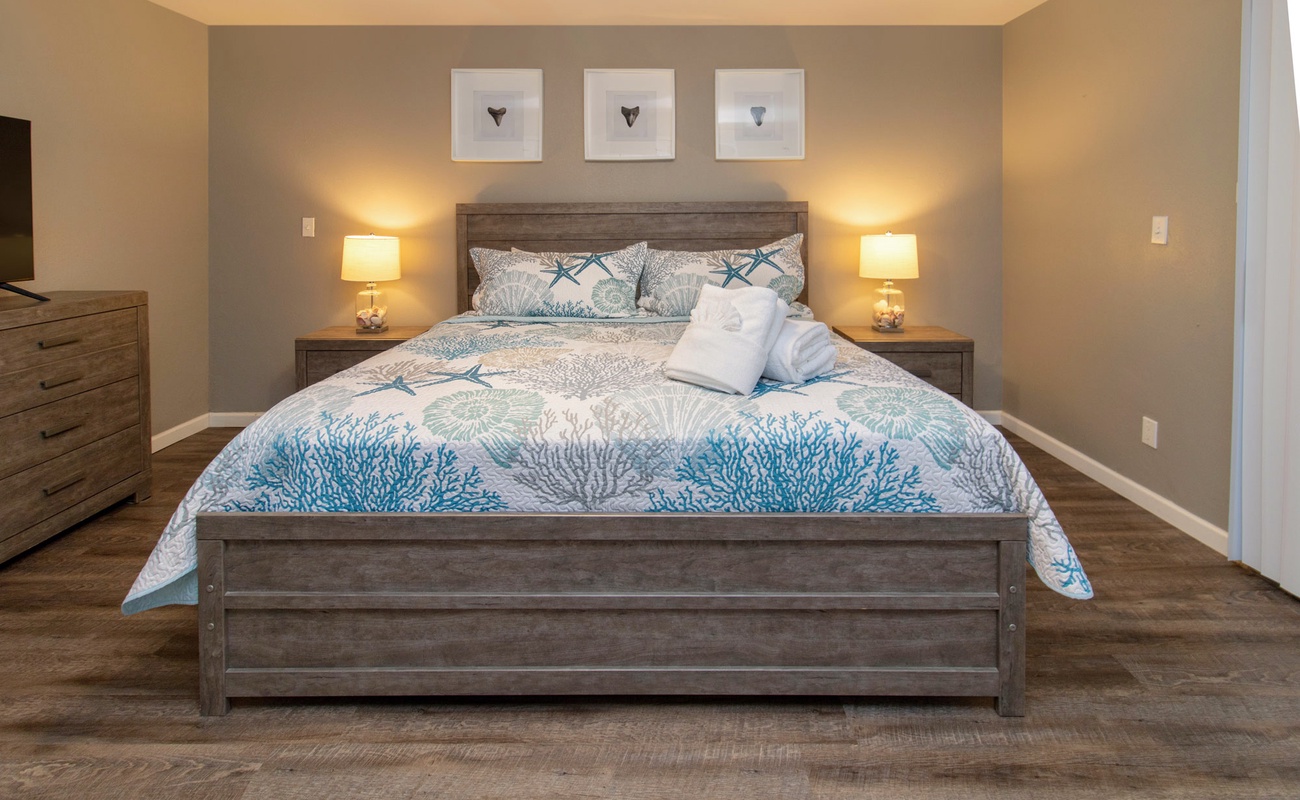 Primary Suite with King Bed