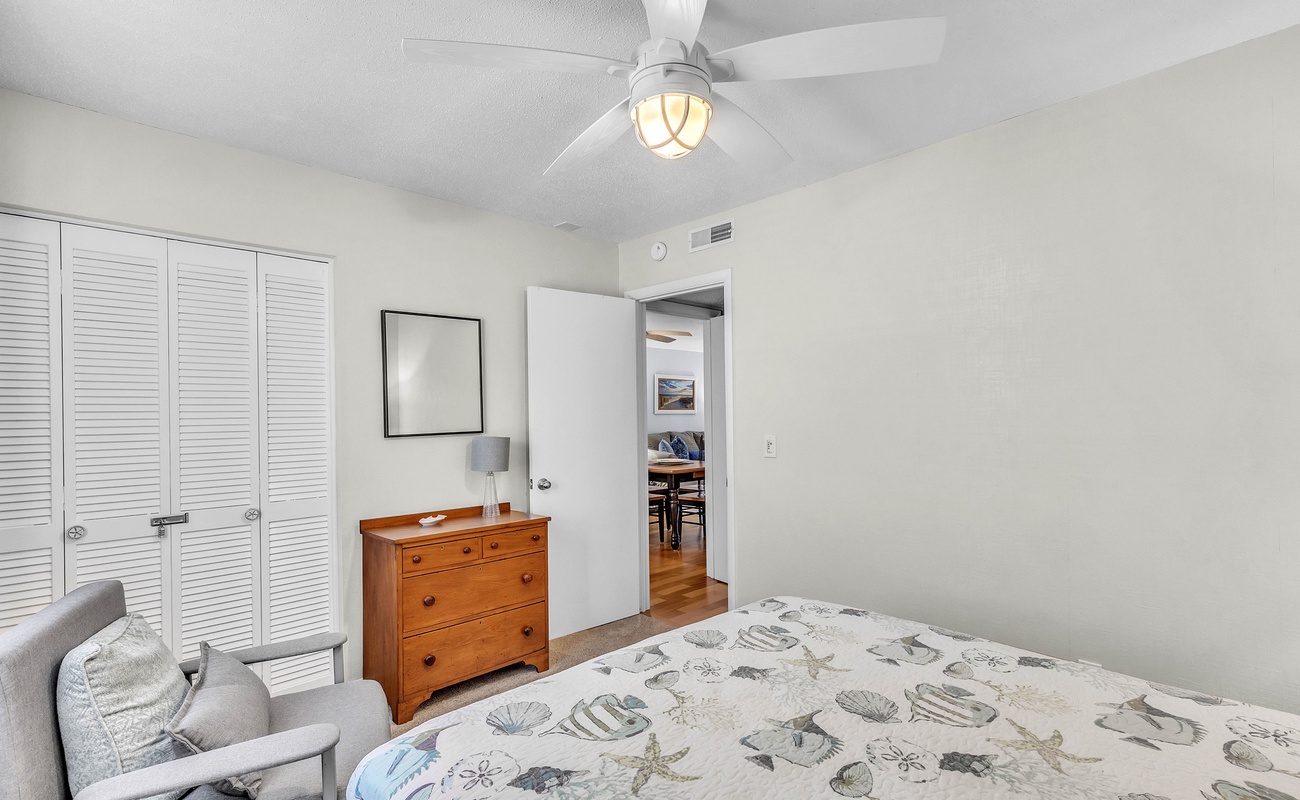 Guest Bedroom with Queen Bed