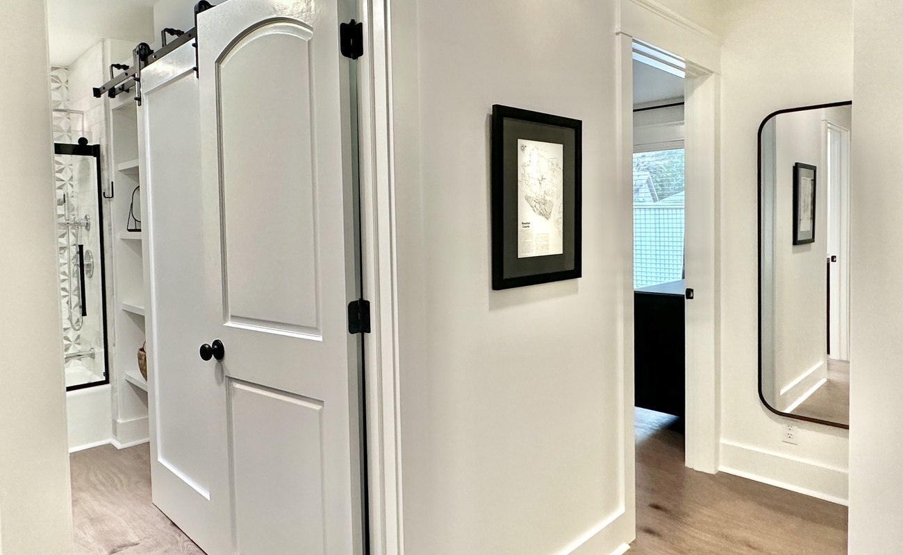 Hall Towards Guest Rooms and Guest Bathroom