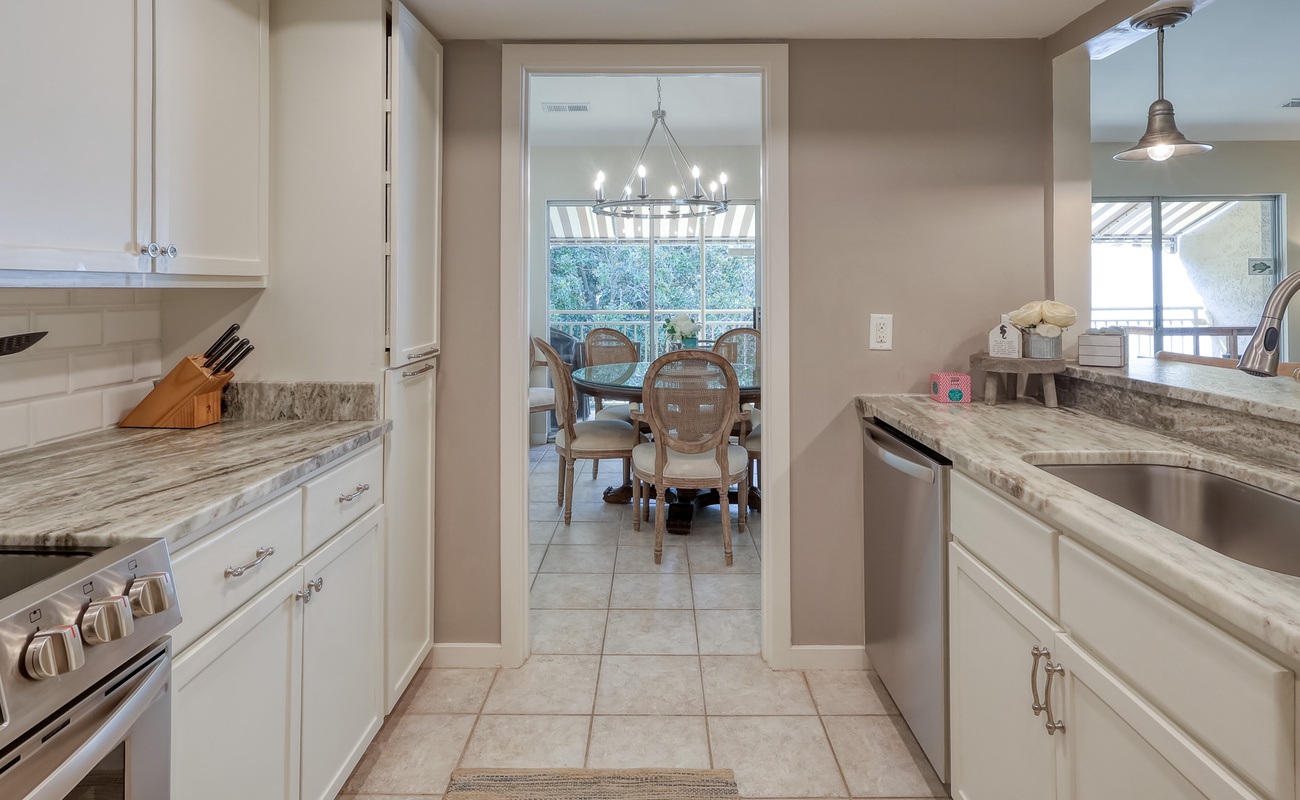 Kitchen with Laundry