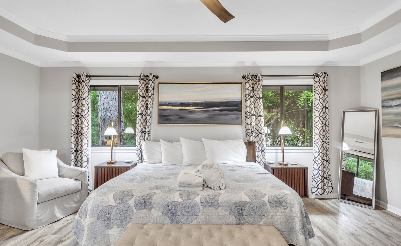 Primary Suite with King Bed and En-Suite Bathroom