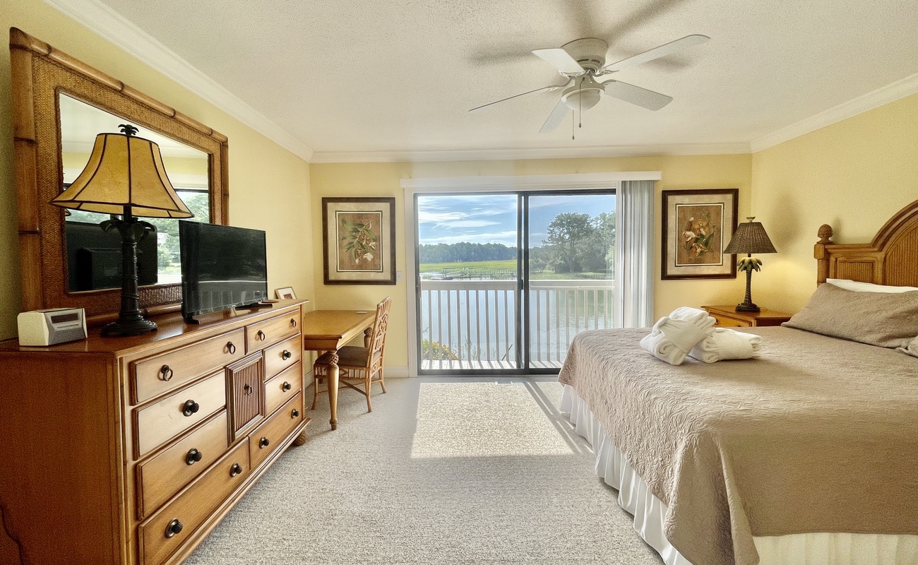 2nd Floor Primary Suite with King