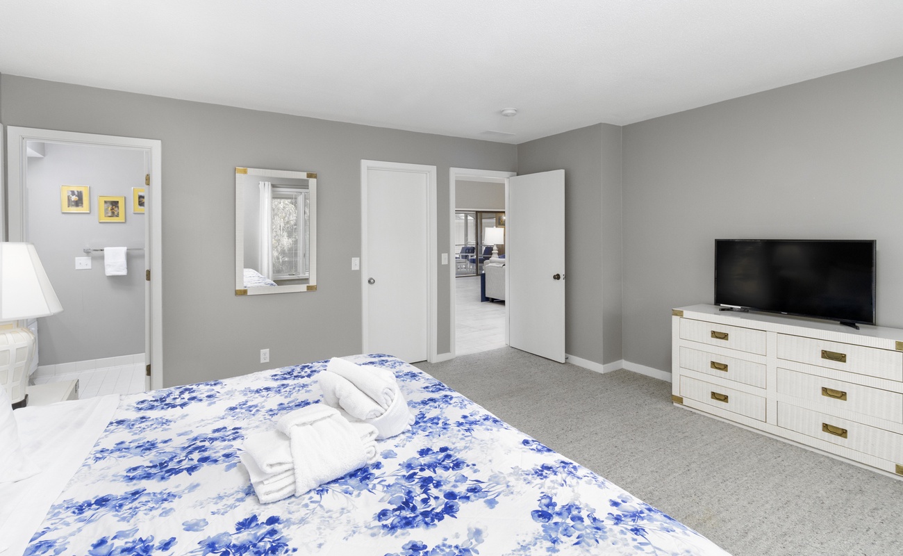 Guest Bedroom with King Bed