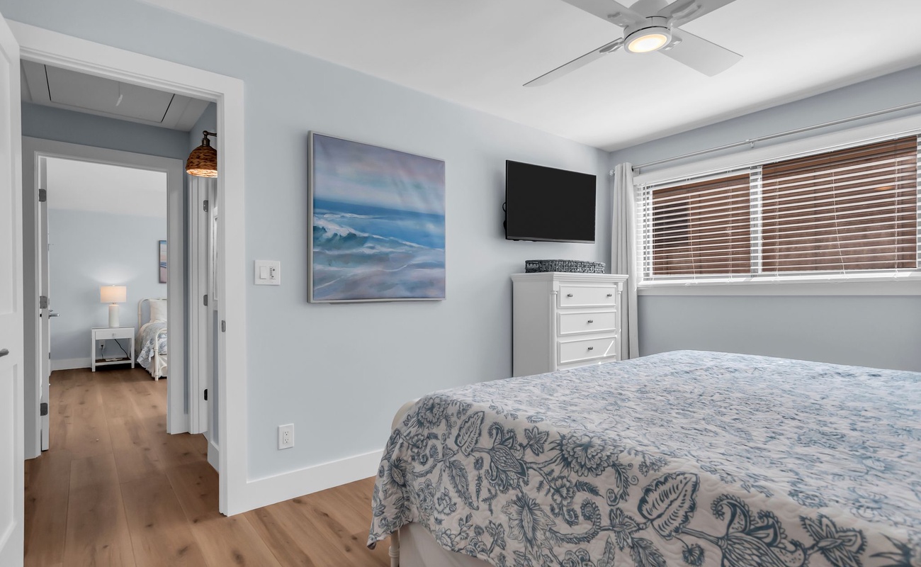 It’s a peaceful retreat where guests can unwind and recharge after a day at the beach.