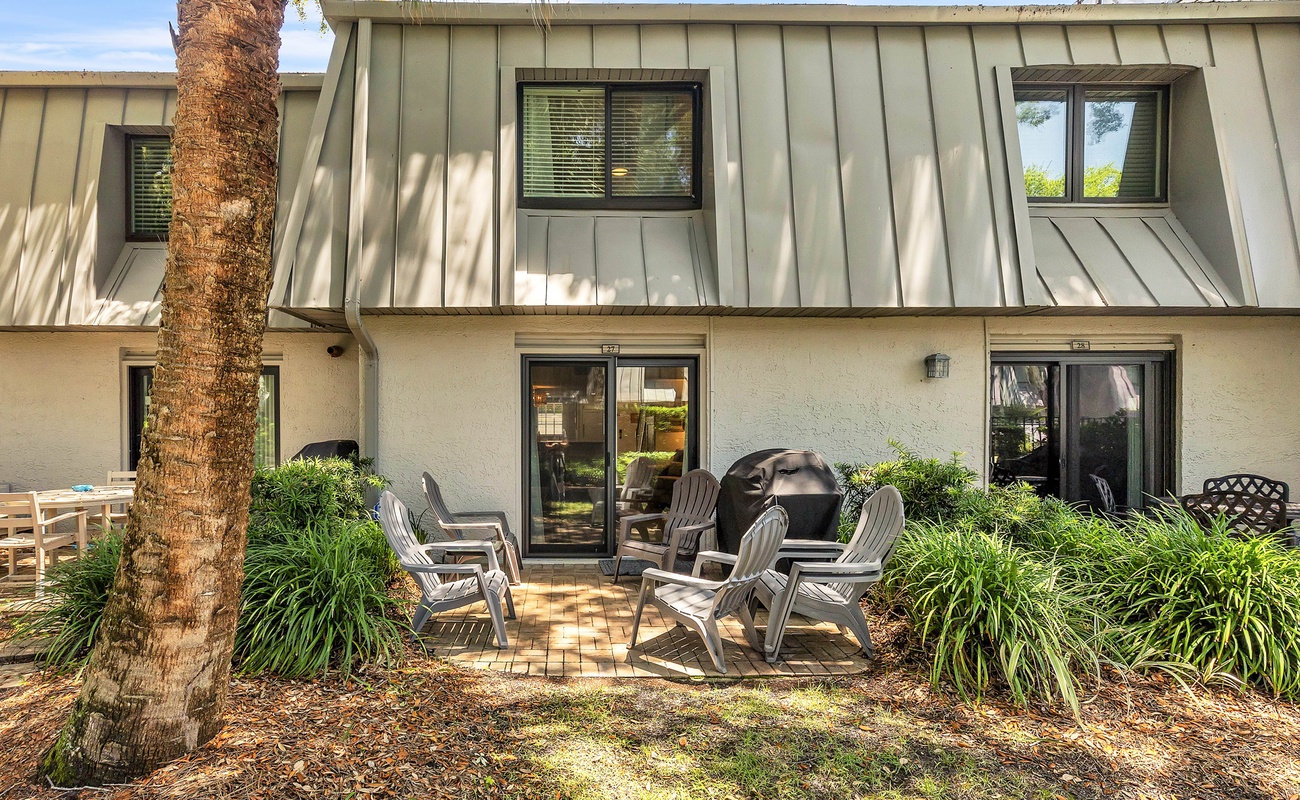 Private Patio Next to Community Pool and Walk to Beach
