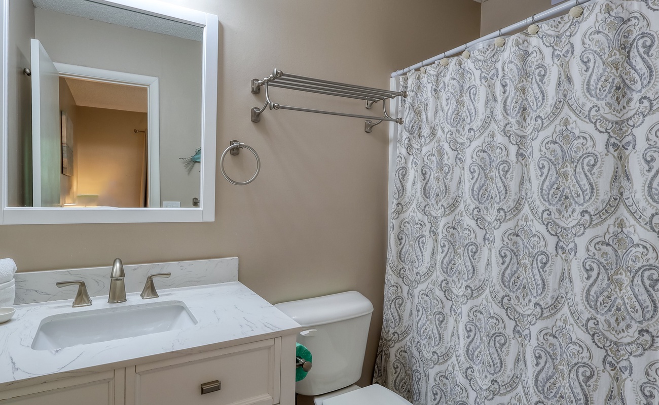 Primary Suite Bathroom