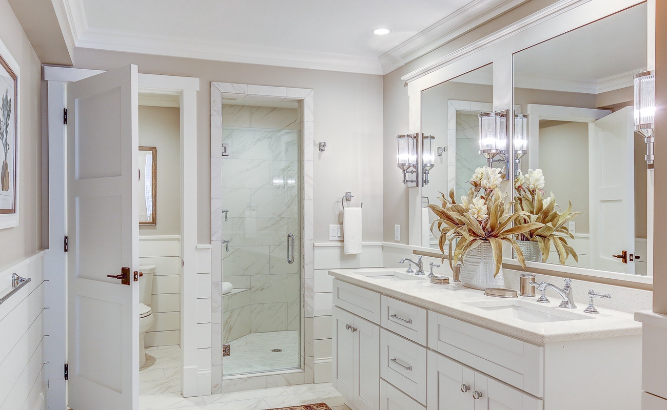 Primary King 2 full bath 100