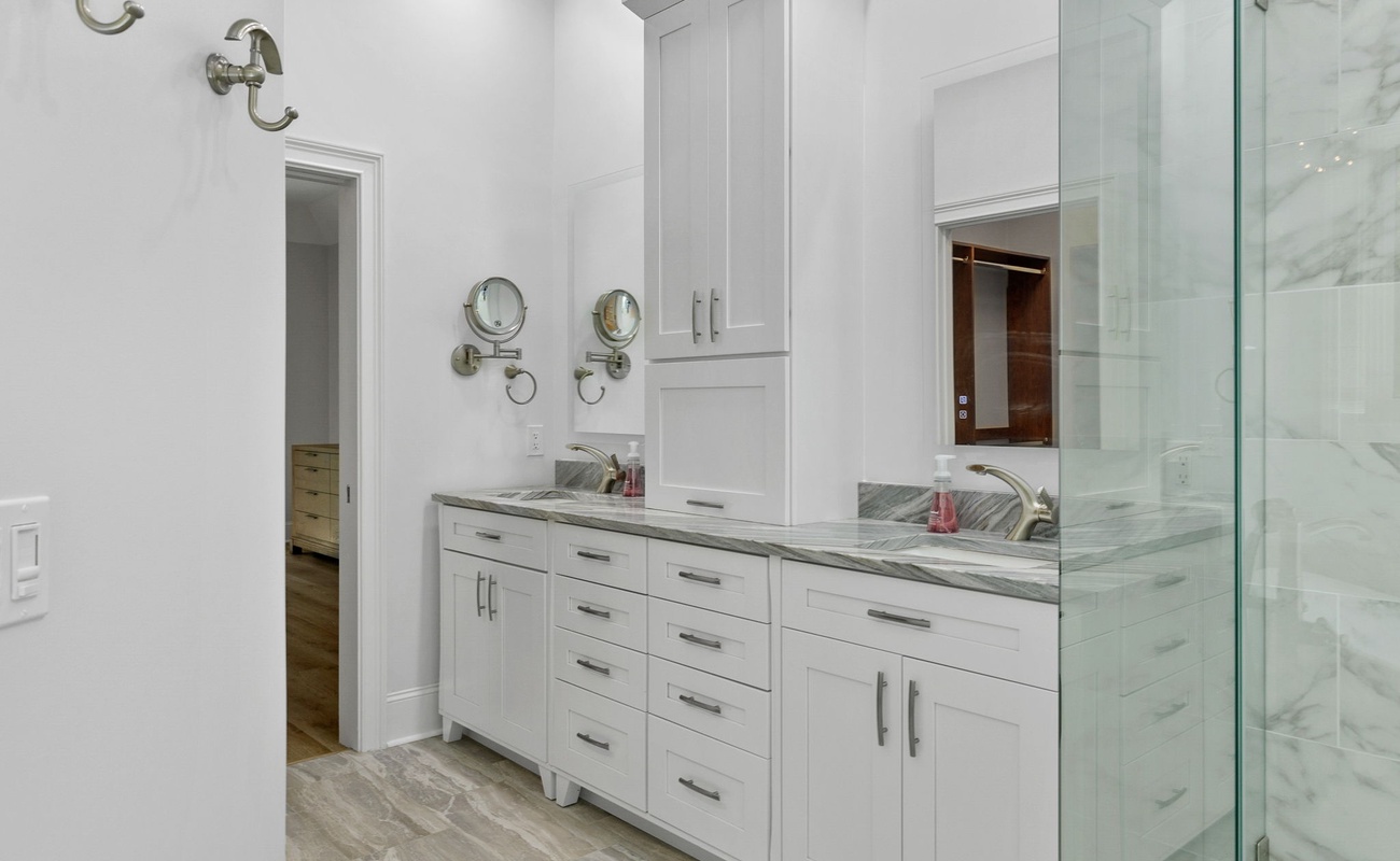 Primary Suite Bathroom