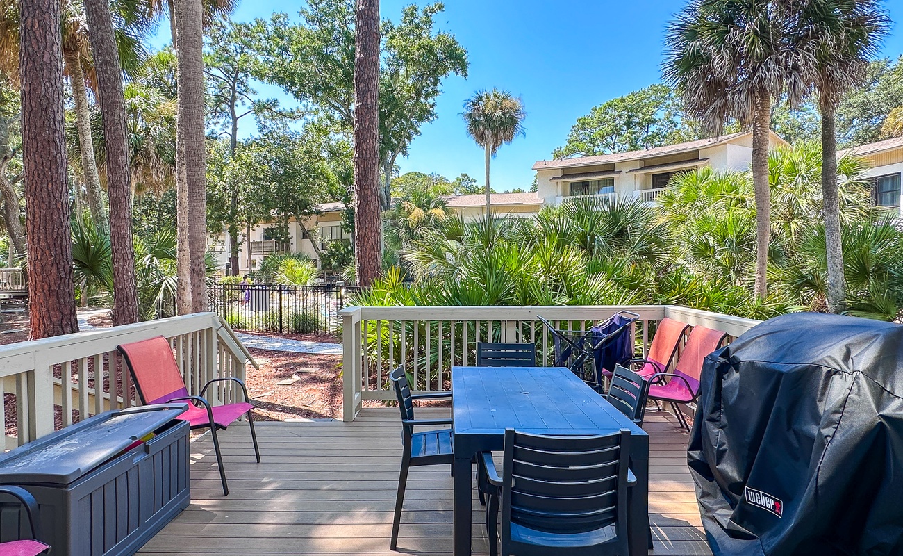 Deck with Pool Access