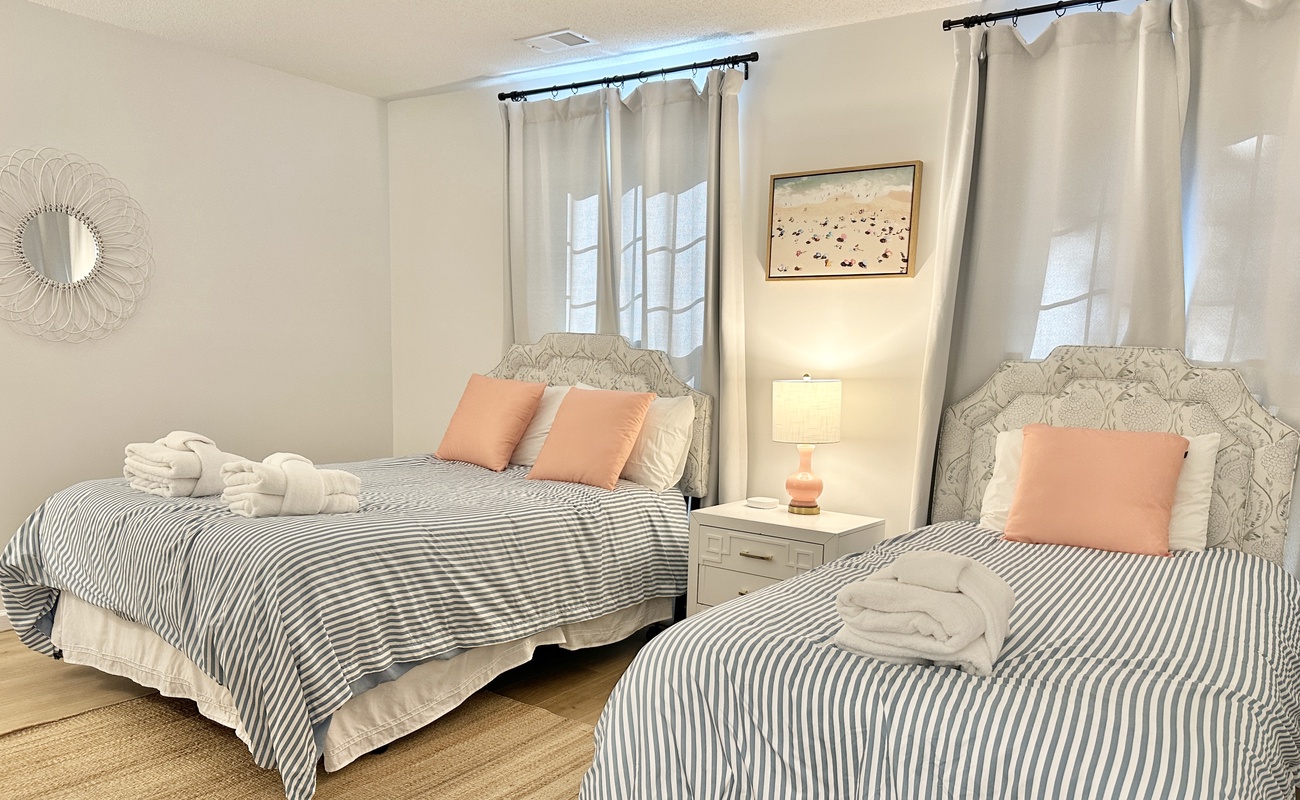 Guest Room with Full and Twin