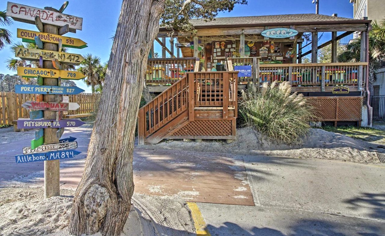 Island Grill and Deli Gift Shop