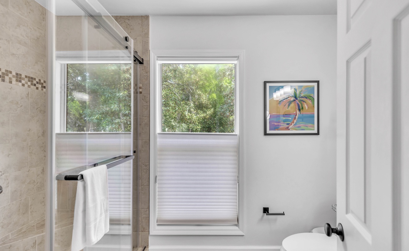 Primary En-Suite Bathroom