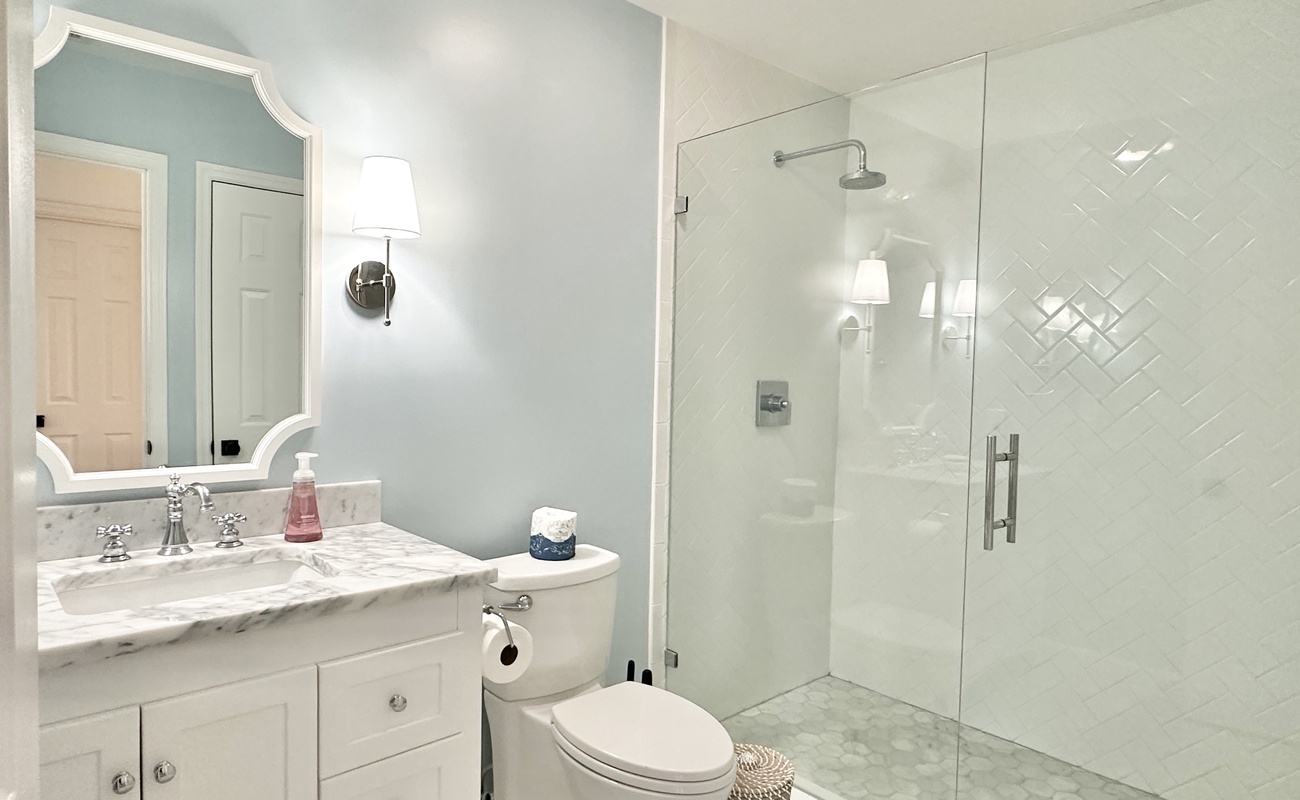 Primary Suite Bathroom