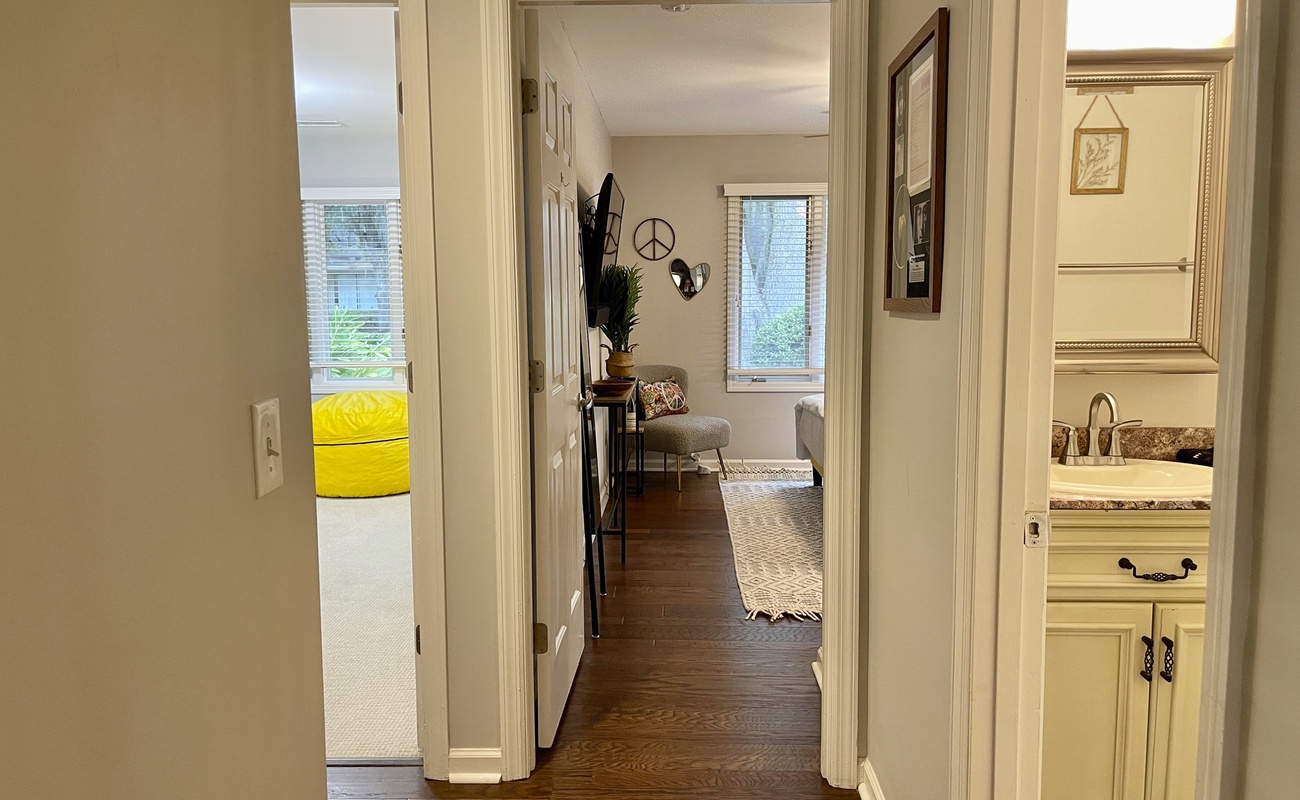 Hallway Bathroom and Laundry
