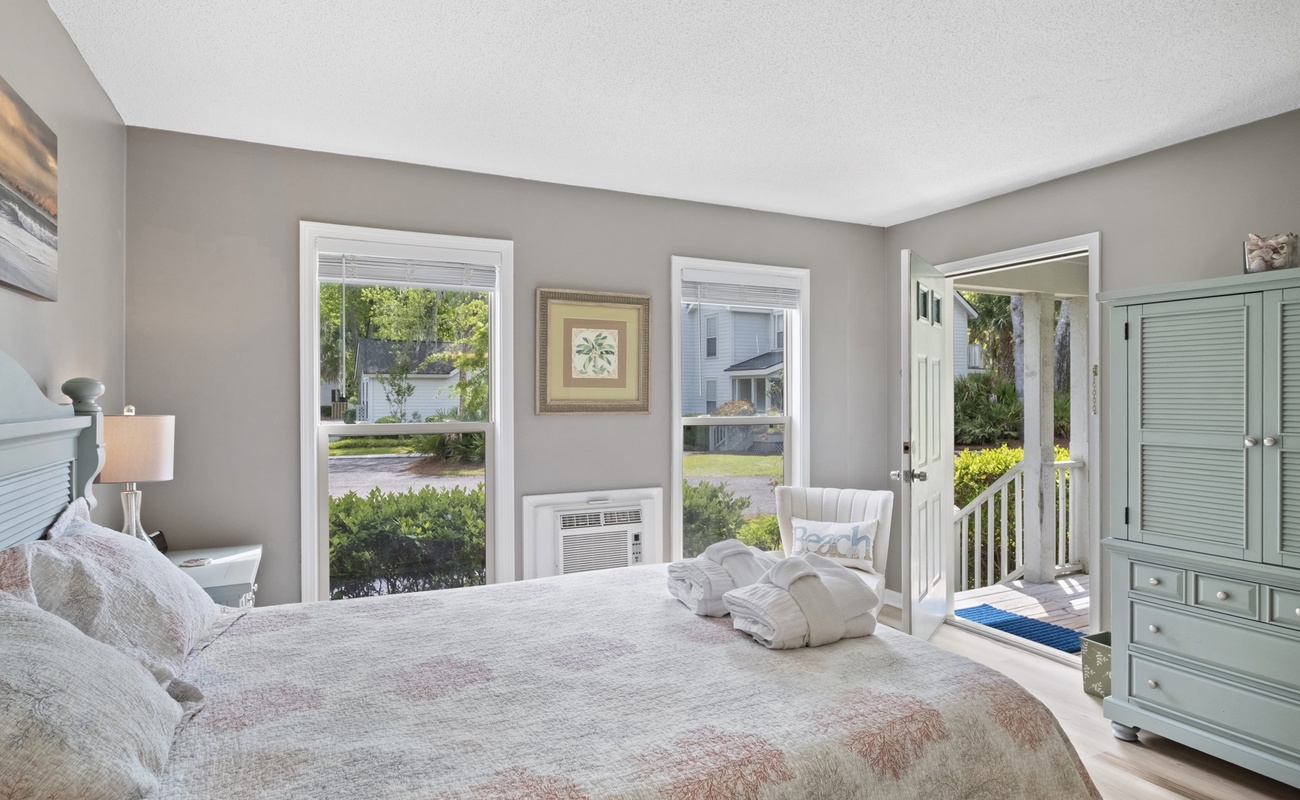 Downstairs Queen Suite