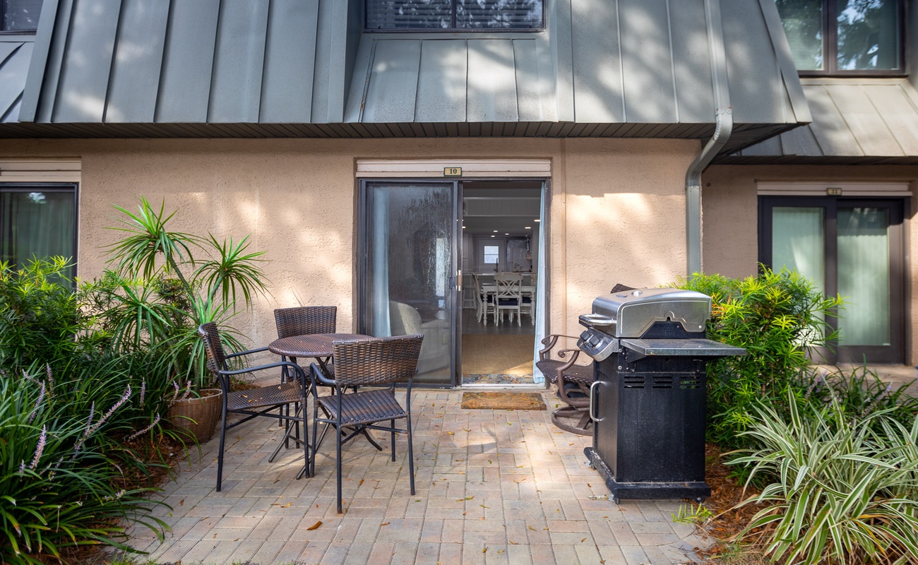 Back Patio with Propane Grill