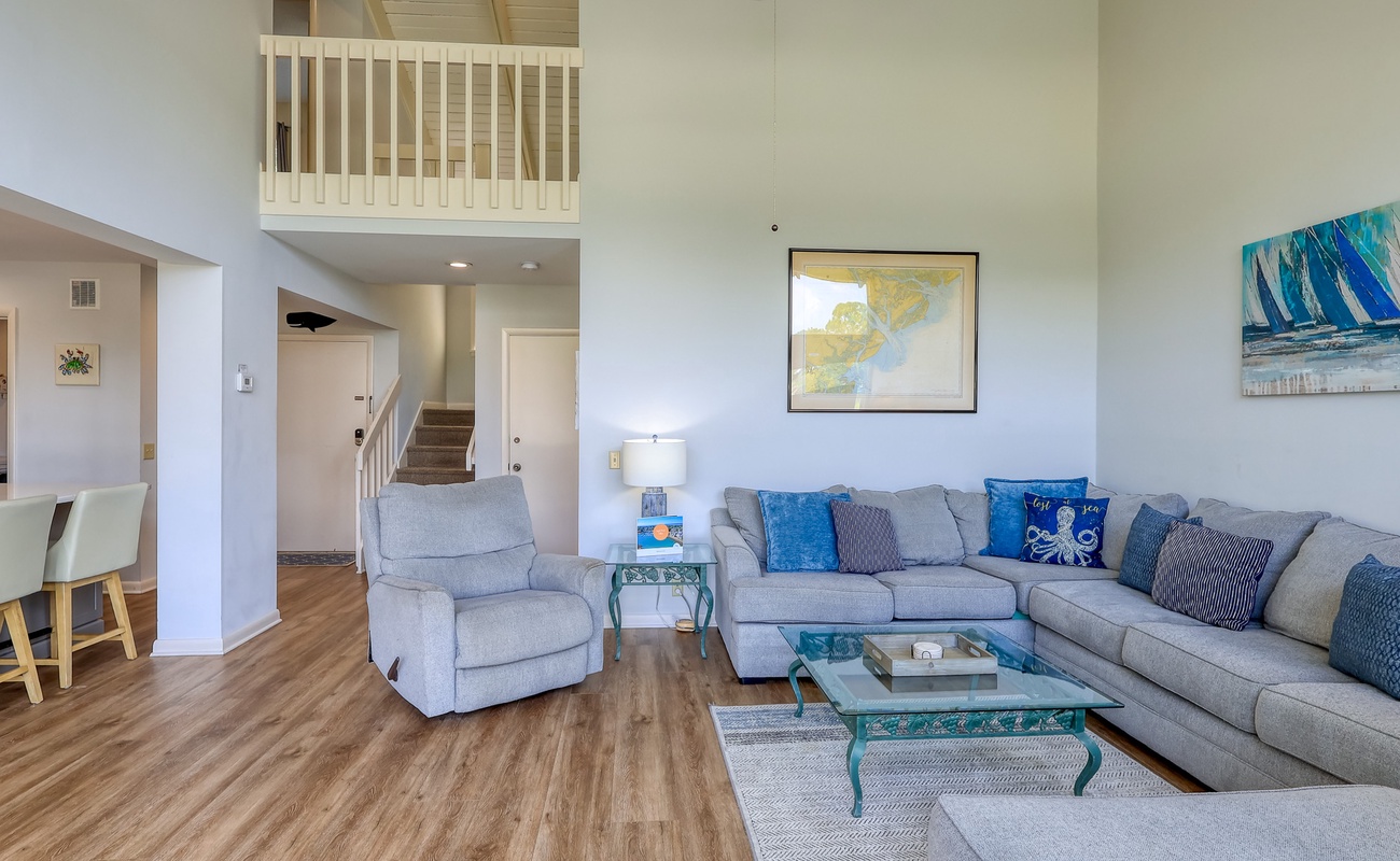 Living Area with Deck and Access to Private Dock