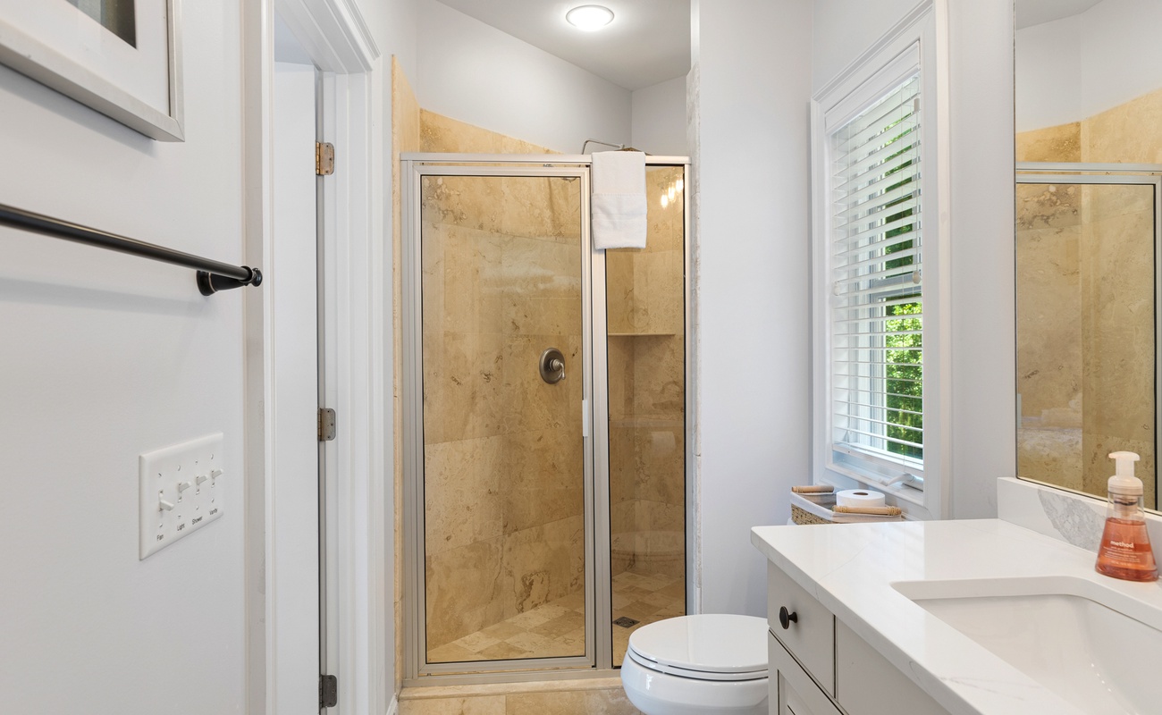 3rd Level King Suite Bathroom