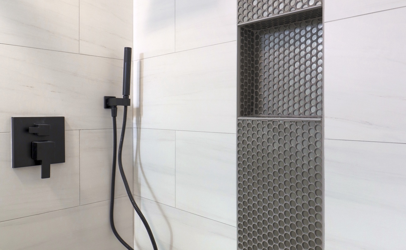 Primary Suite Bathroom