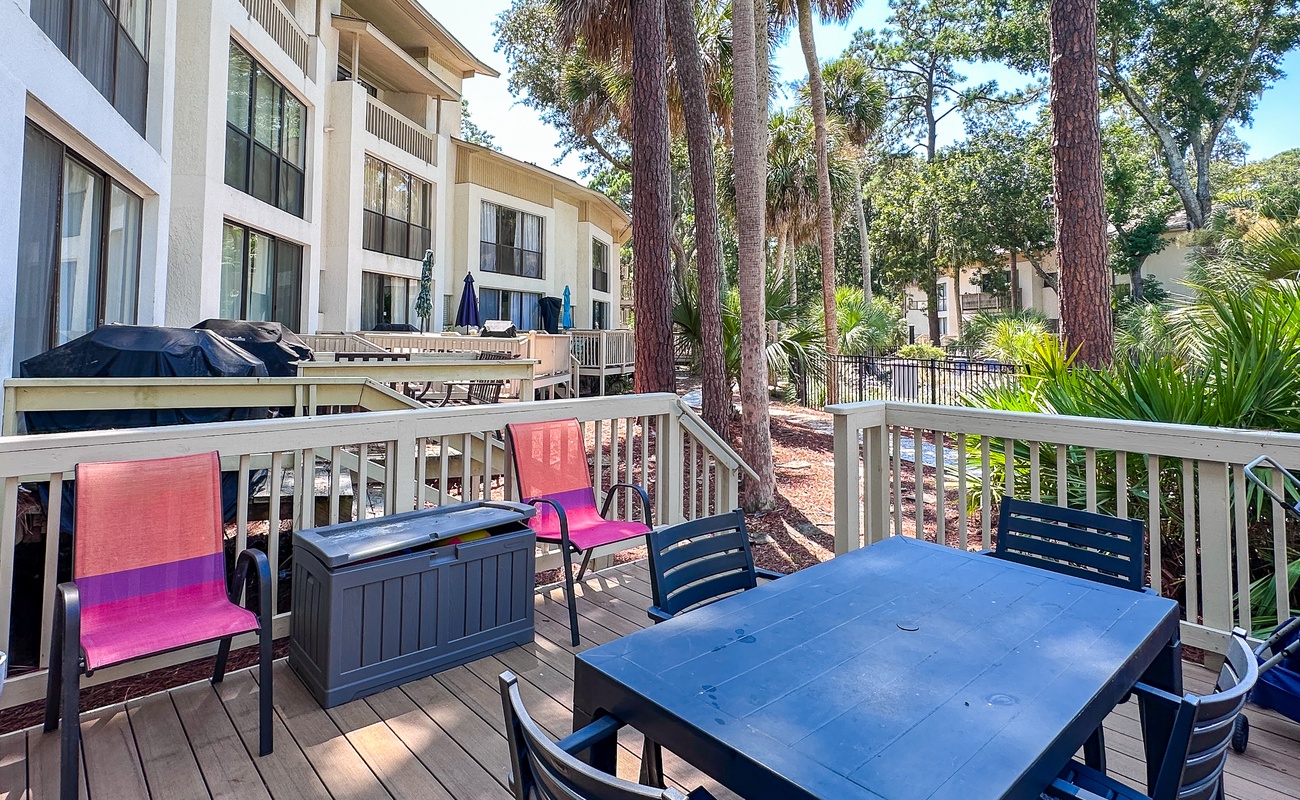 Deck with Pool Access