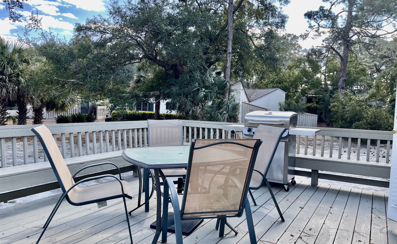 Large Patio with Propane Grill and Outdoor Dining
