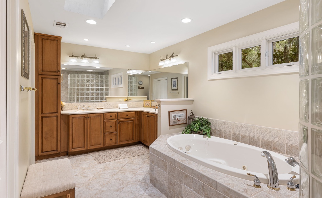 Primary King Suite Bathroom