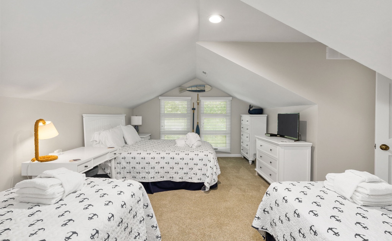 Double Twin and Full Room