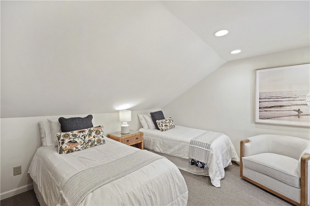 Loft Area with Twin Beds