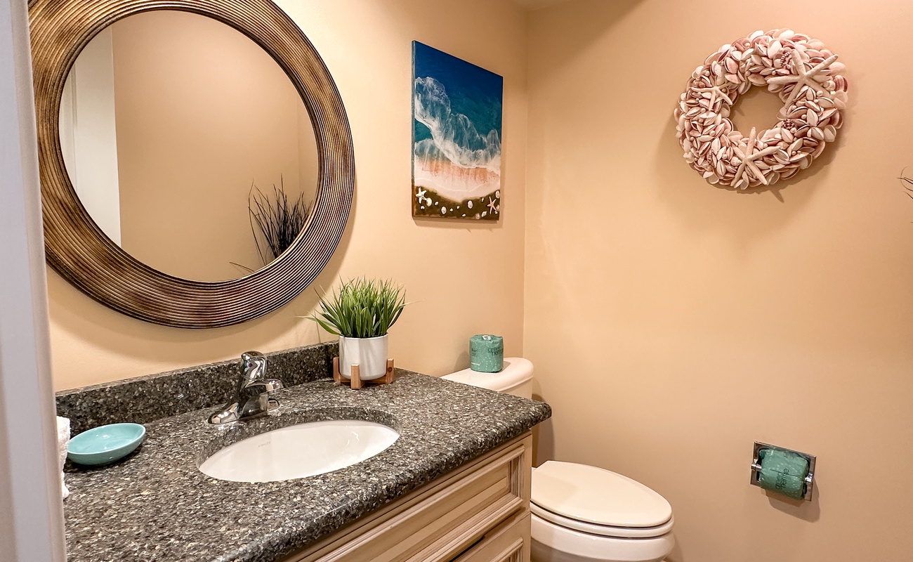 Guest Bathroom in Hall