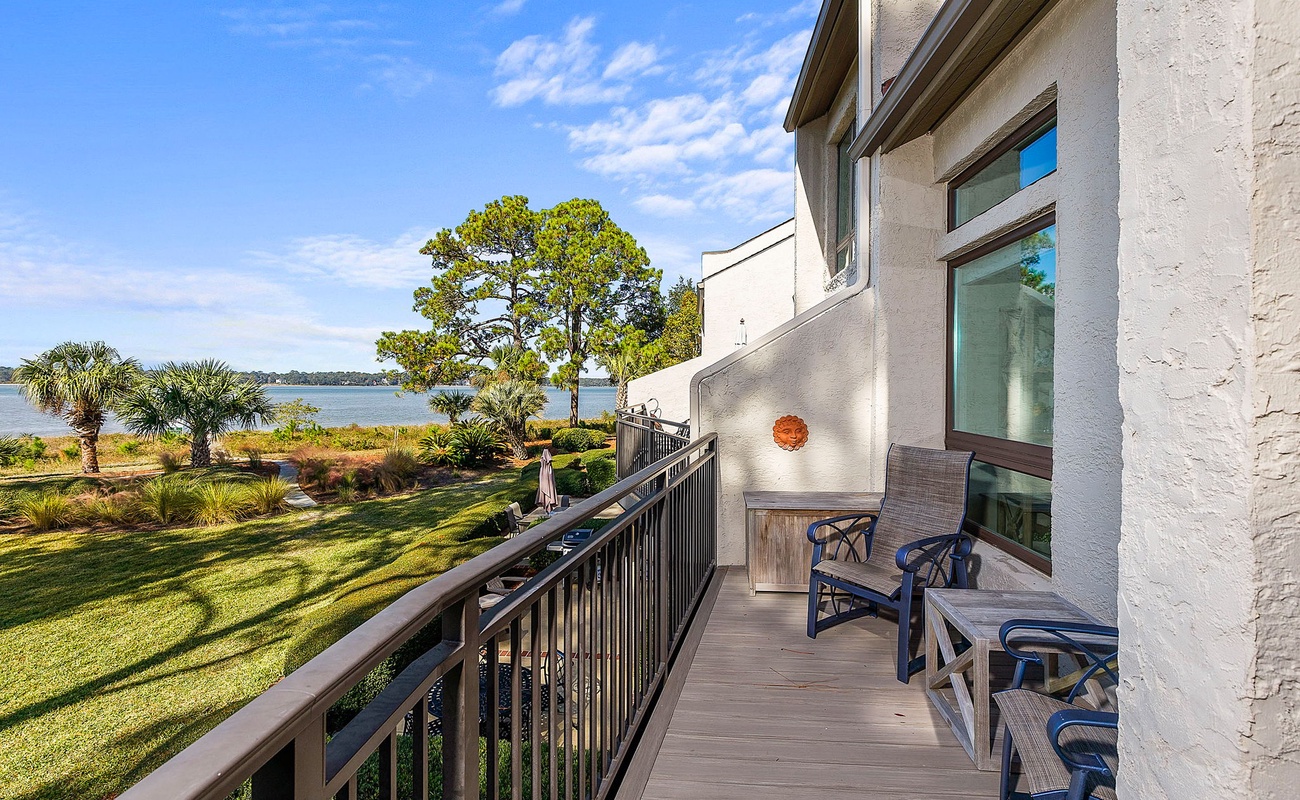 1456 Sound Villa Photo