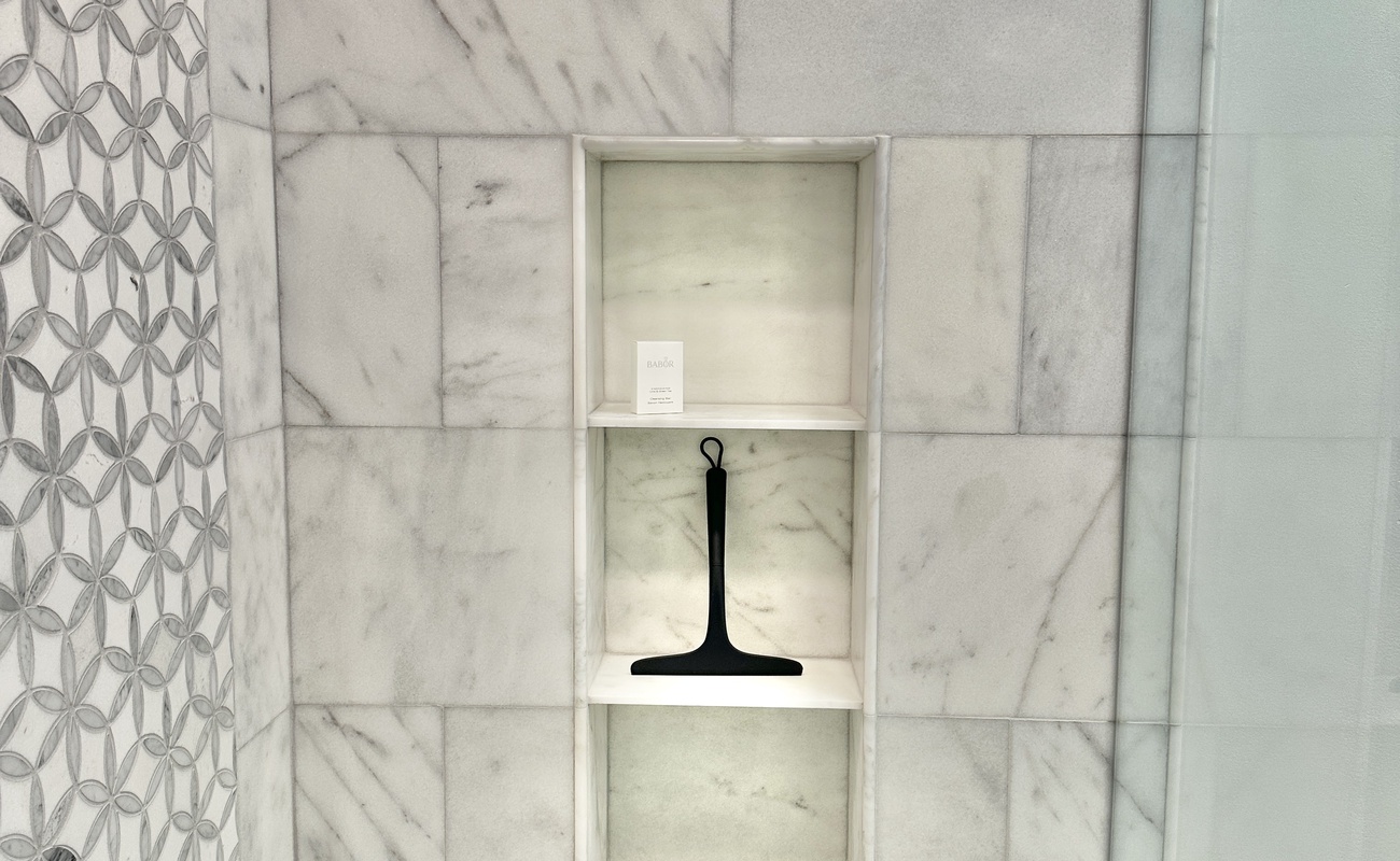 Primary Suite Bathroom