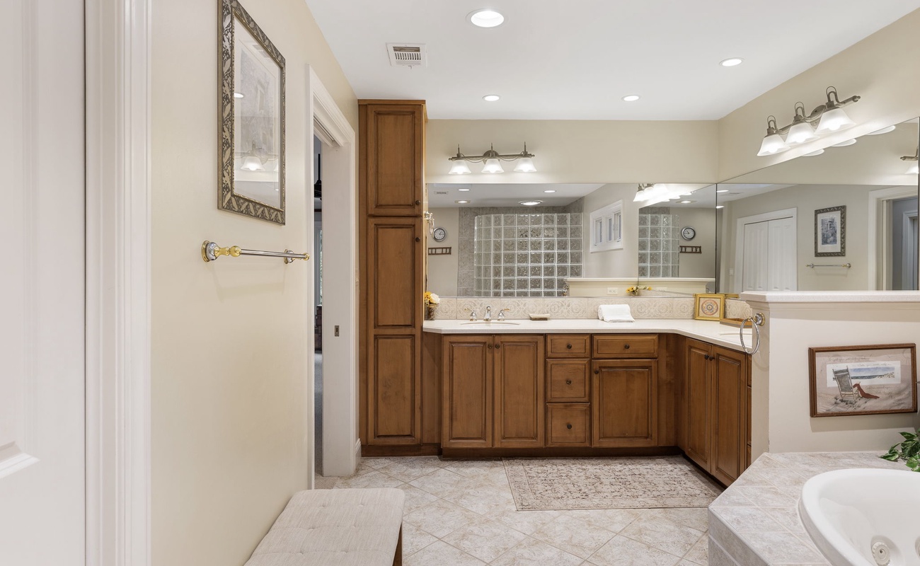 Primary King Suite Bathroom
