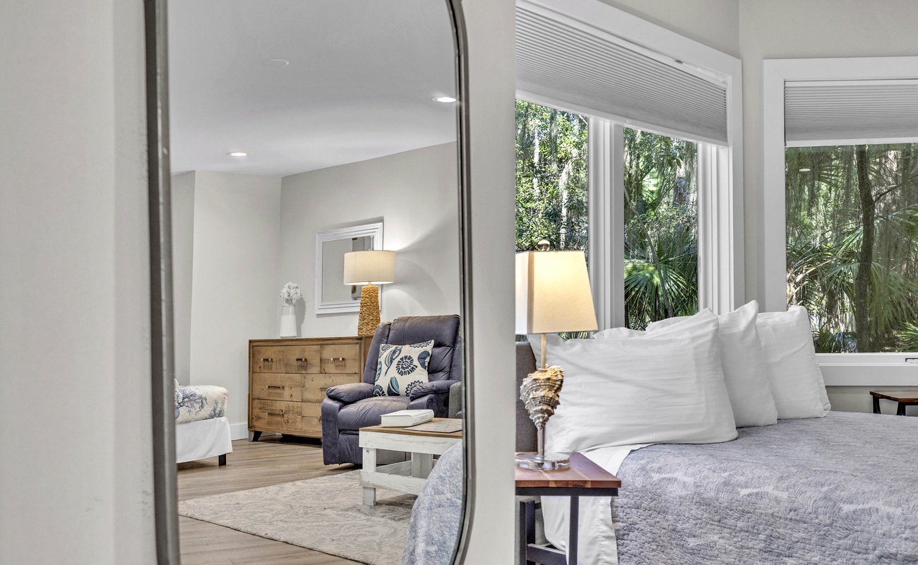 Downstairs Queen and Double Twin Room