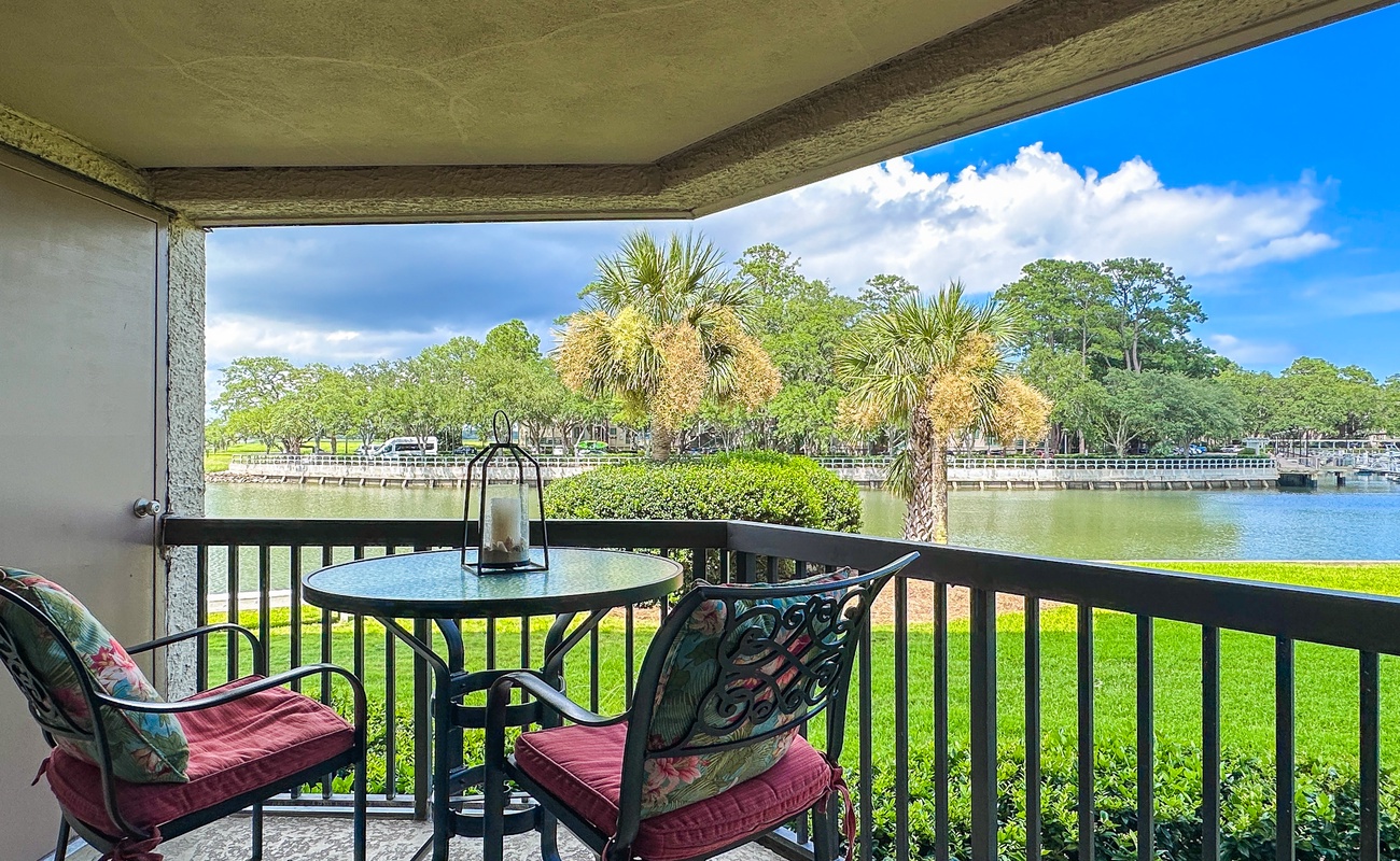 Balcony with Views of Broad Creek