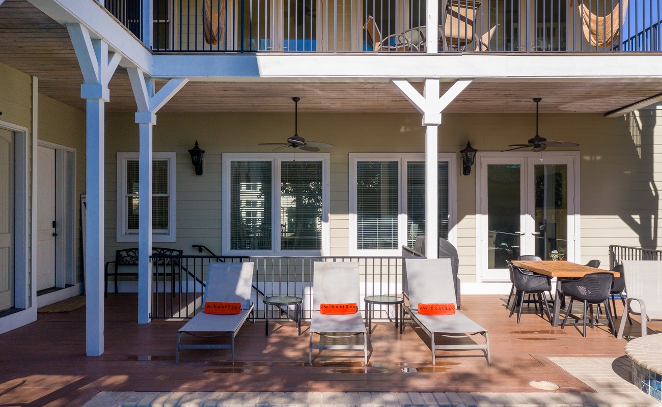 Large Deck with Grill~ Pool~ and Spa