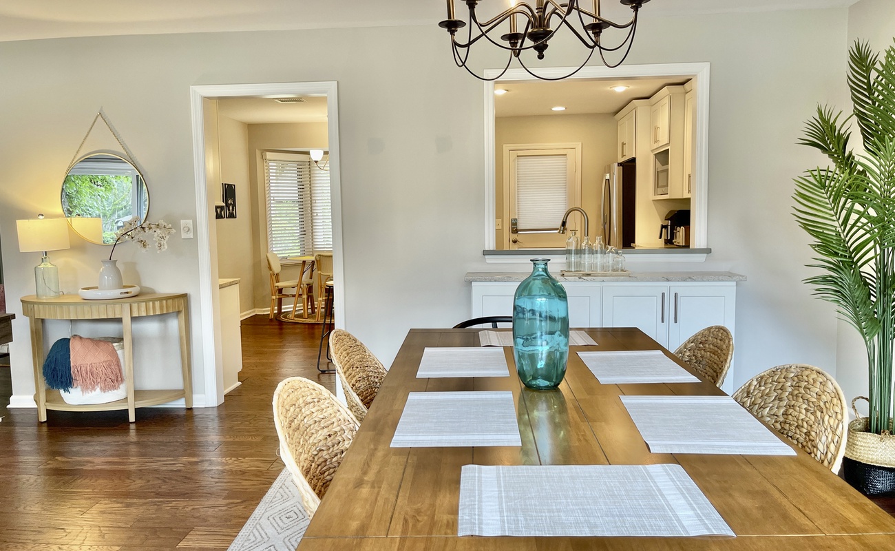 Dining Area and Kitchen