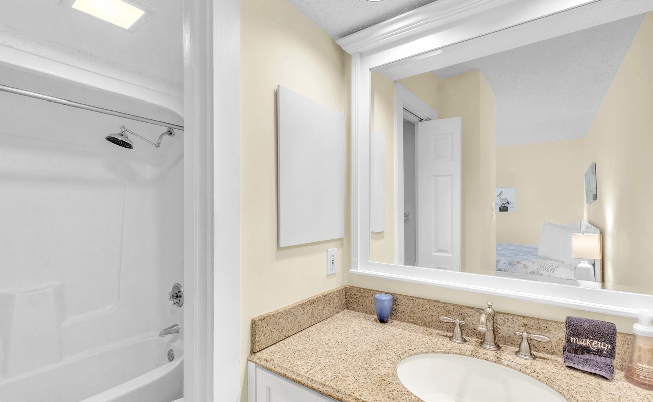 Primary Suite Bathroom