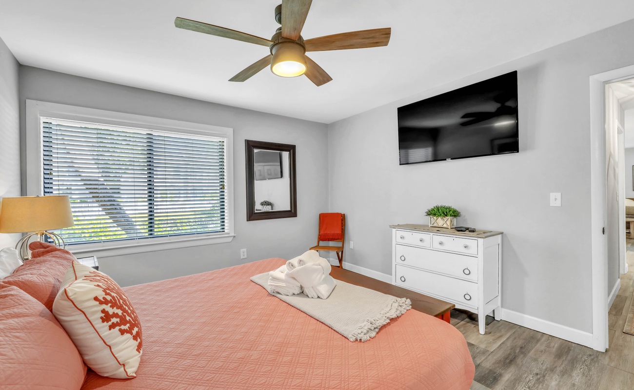 Primary Suite with King Bed