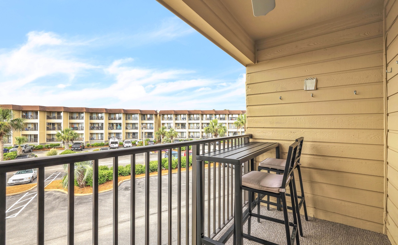 Private Patio with Ocean Views!