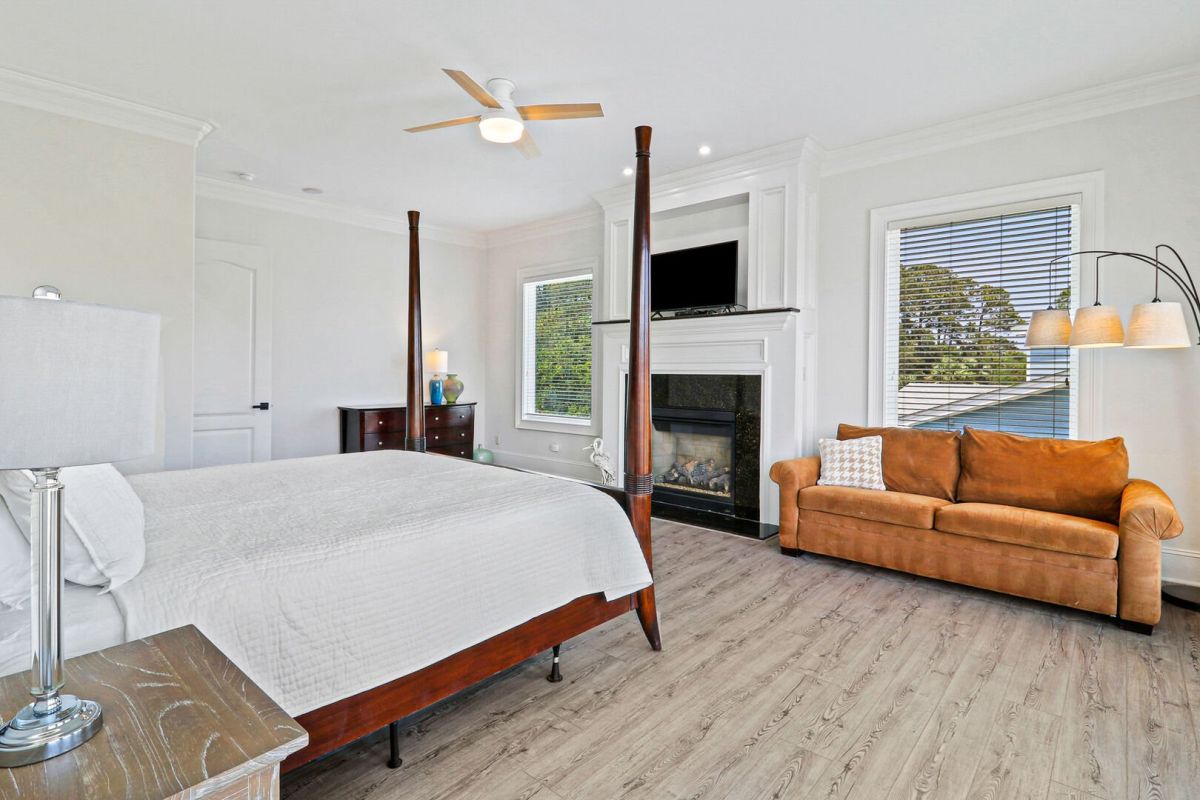 Bedroom with Peek-A-Boo Ocean Views and Private Balcony