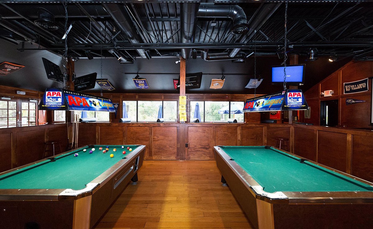 On-Site Coconutz Sports Bar