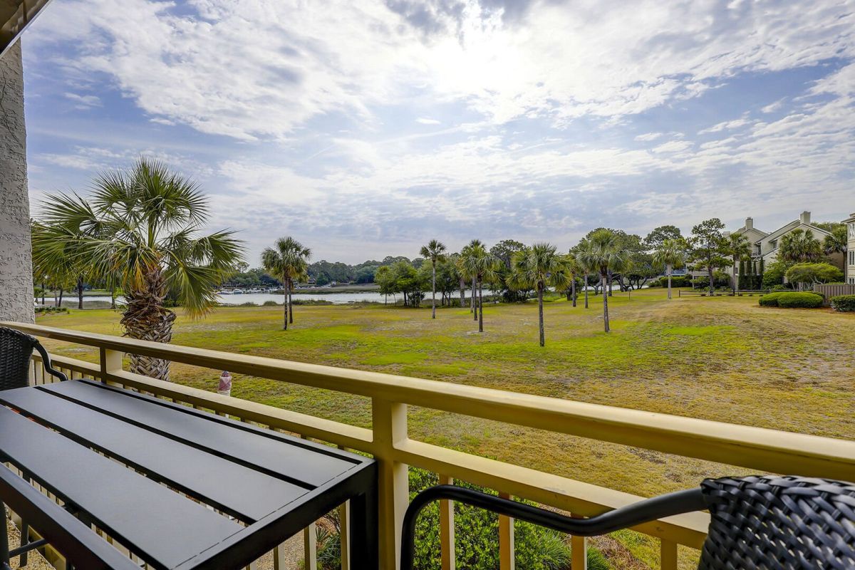 1737 Bluff Villas Photo