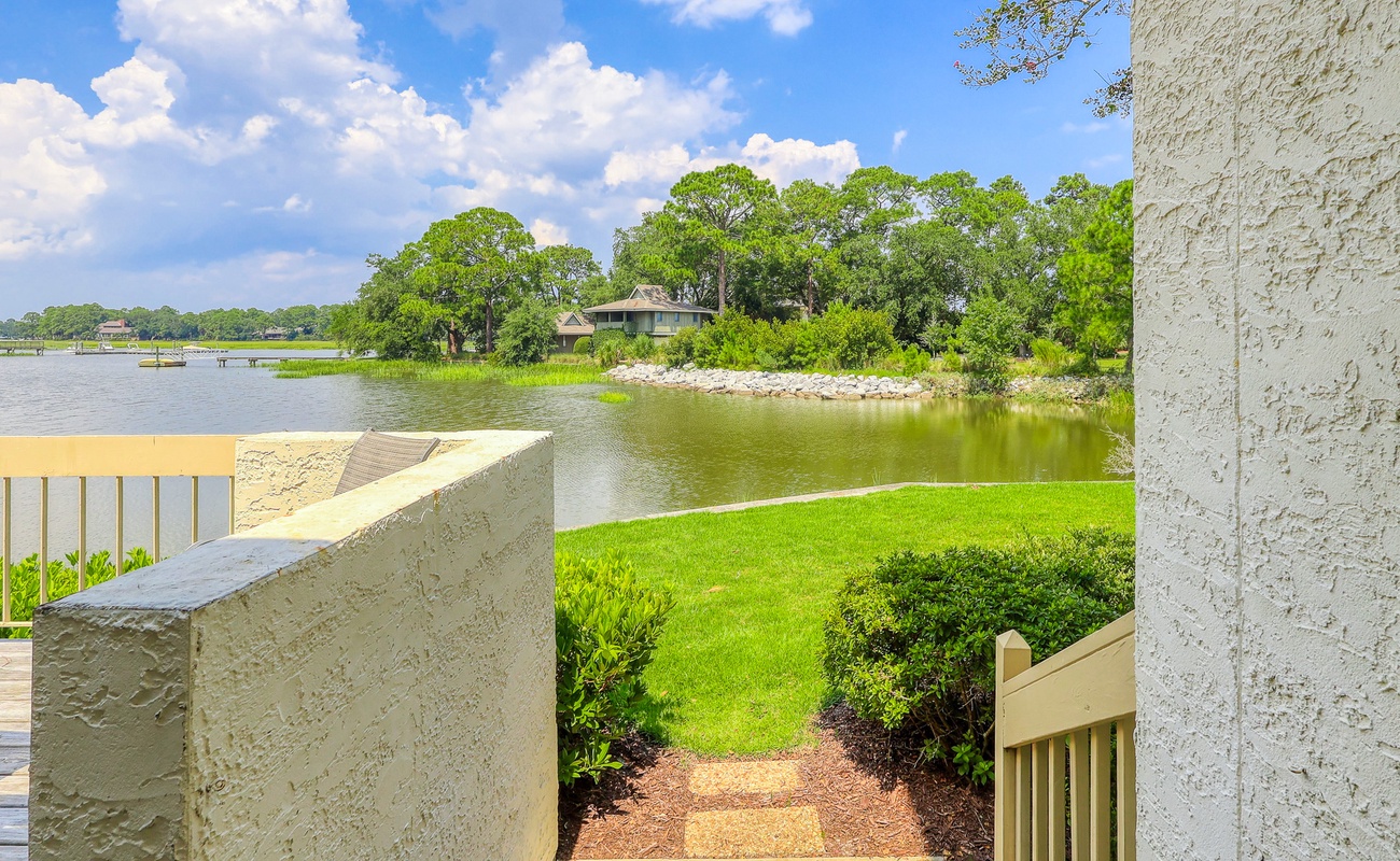 Deck and Access to Private Dock